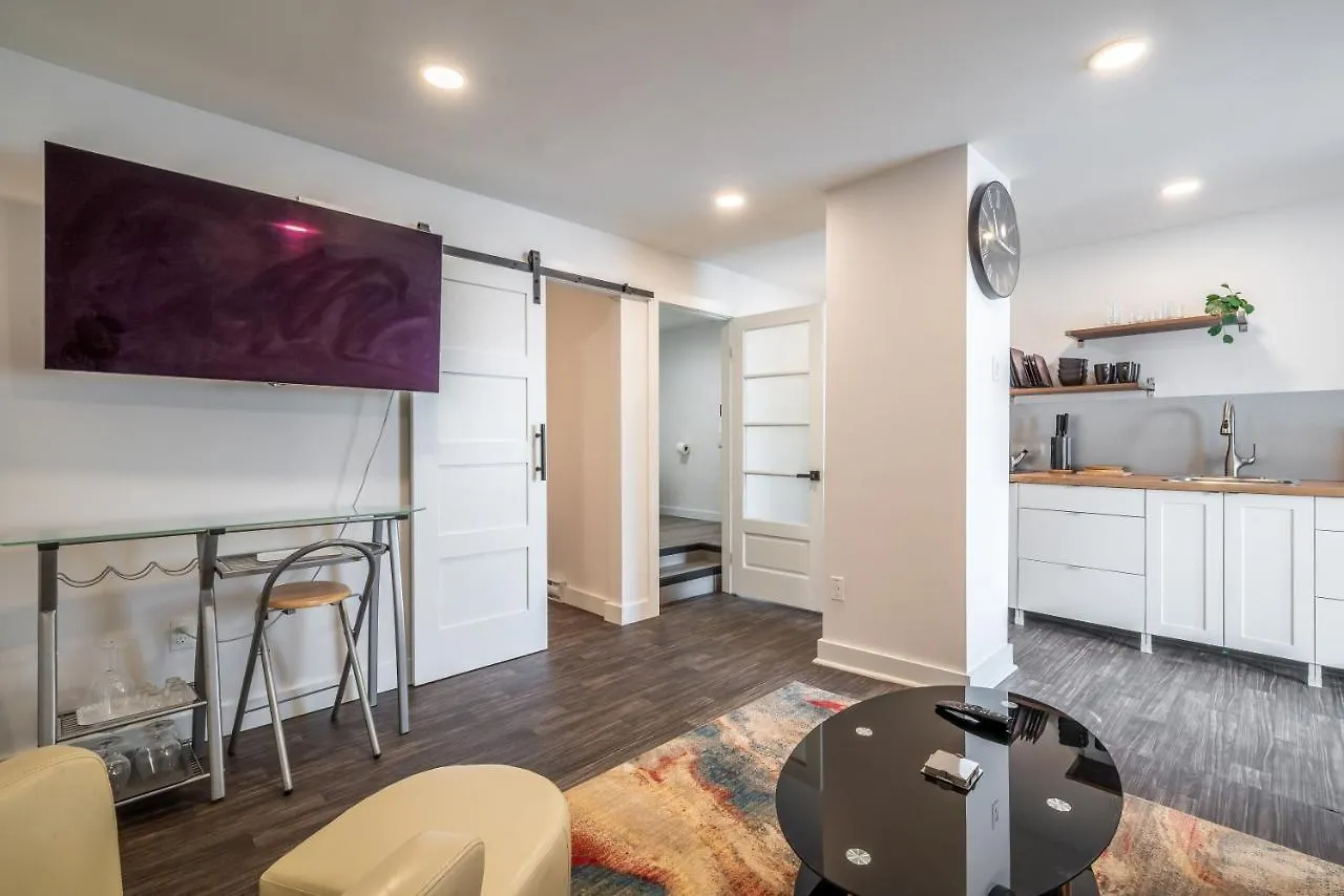 Modern Contemporary 2 Bedroom Suite Halifax 0*,  Canada