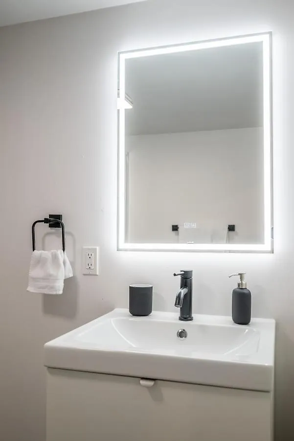 Modern Contemporary 2 Bedroom Suite Halifax Canada