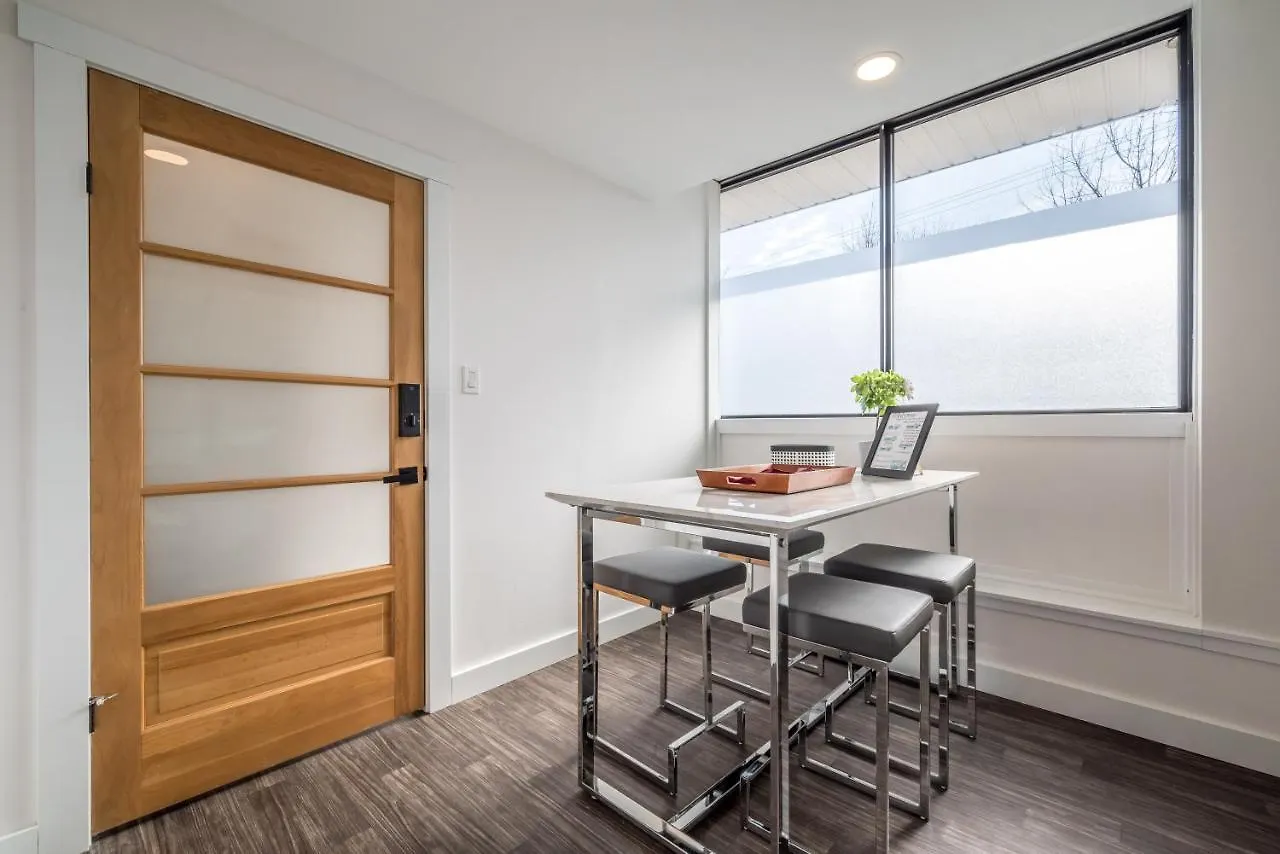 Apartment Modern Contemporary 2 Bedroom Suite Halifax